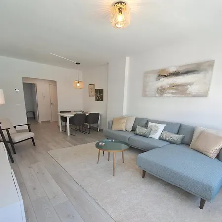 Apartamento Noctua Centro Gardens 024 *