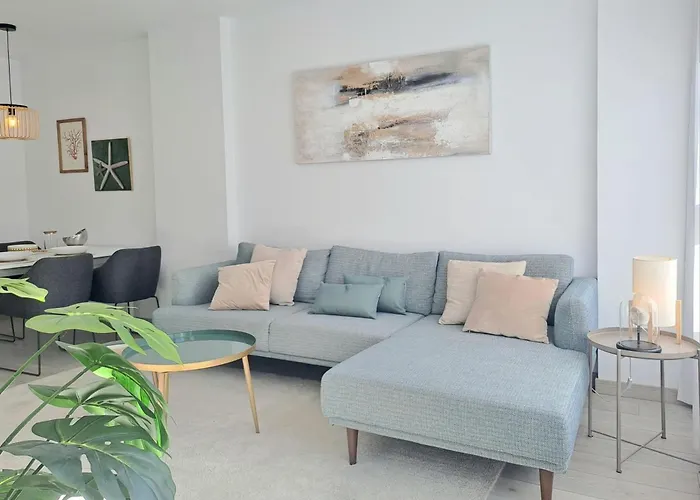 Noctua Centro Gardens 024 アパート エステポナ